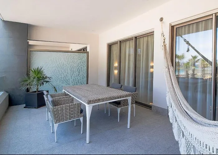 Residential Retreat 1 Bedroom Garza Blanca & *